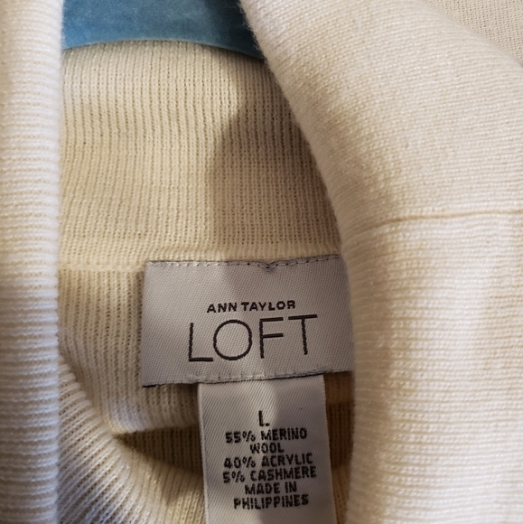 Ladies Annn Taylor Loft sweater - Picture 3 of 4